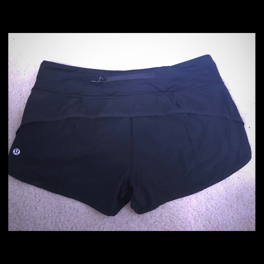 LULULEMON All Black Speed Shorts size 6